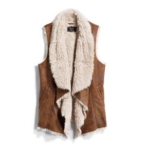 Mo-Ka Linz Faux Shearling Vest